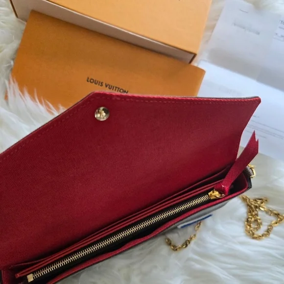 Louis Vuitton Damier Ebene My LV World Tour Pochette Felicia Crossbody Bag - Picture 4 of 5